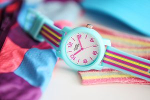Pierwszy zegarek dla dziecka – jaki wybrać?